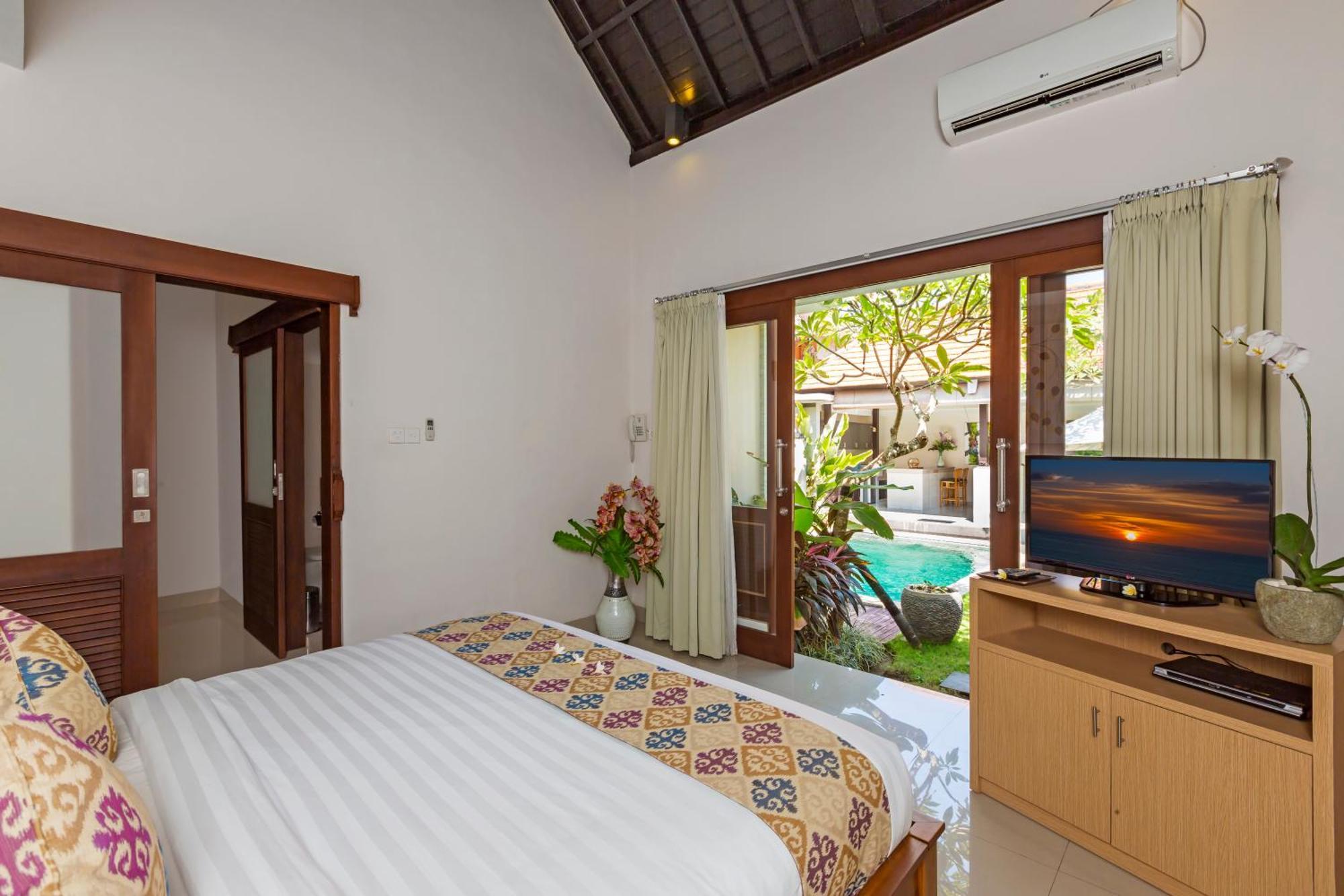 Kubal Villa And Living Seminyak Чангу Экстерьер фото
