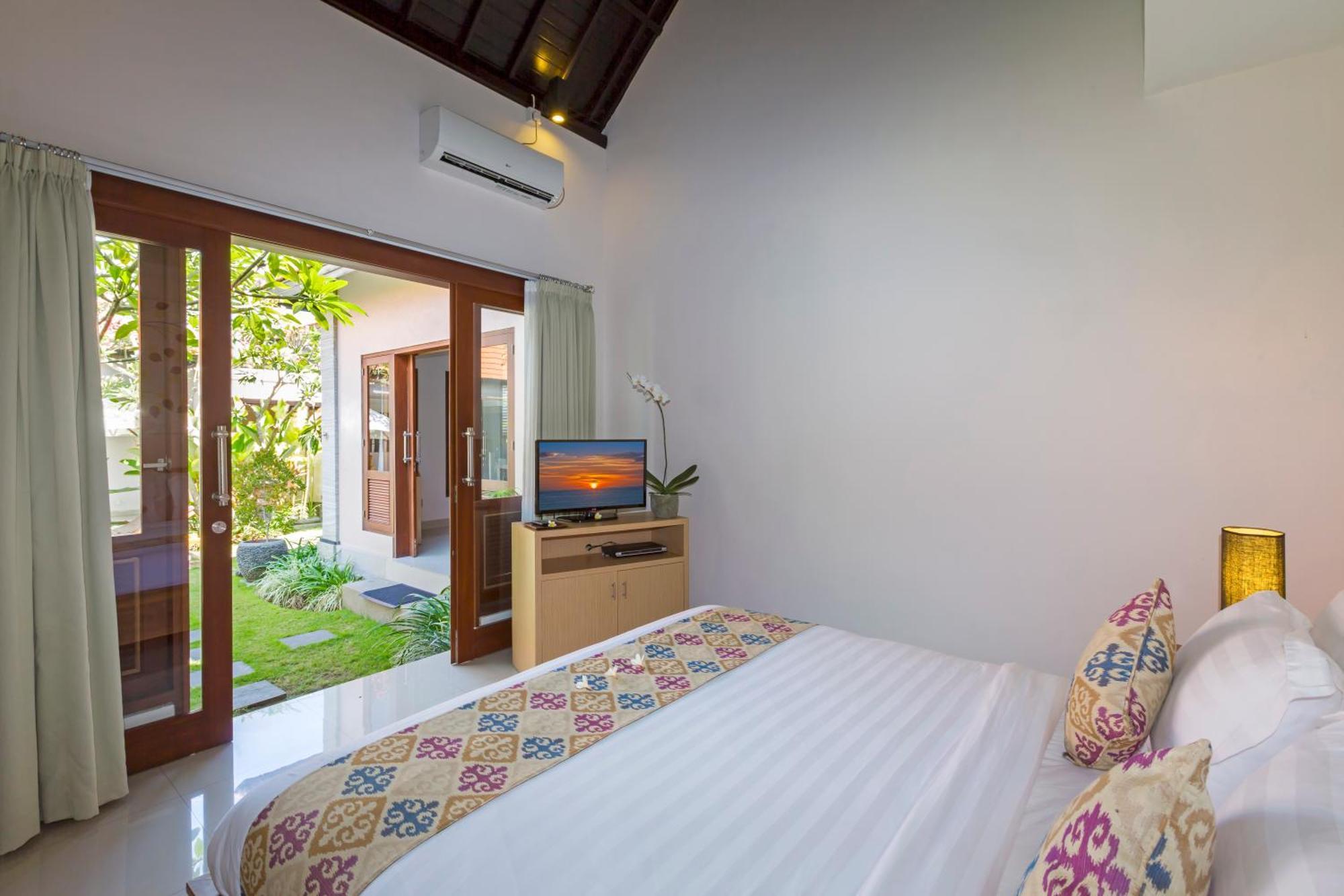 Kubal Villa And Living Seminyak Чангу Экстерьер фото